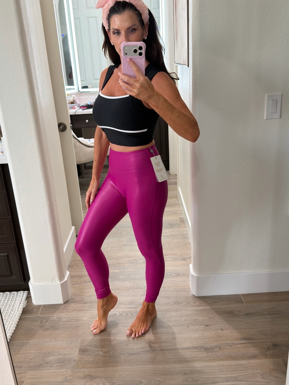 Bombshell Sportswear High-Waist Magenta Active Leggings - Women